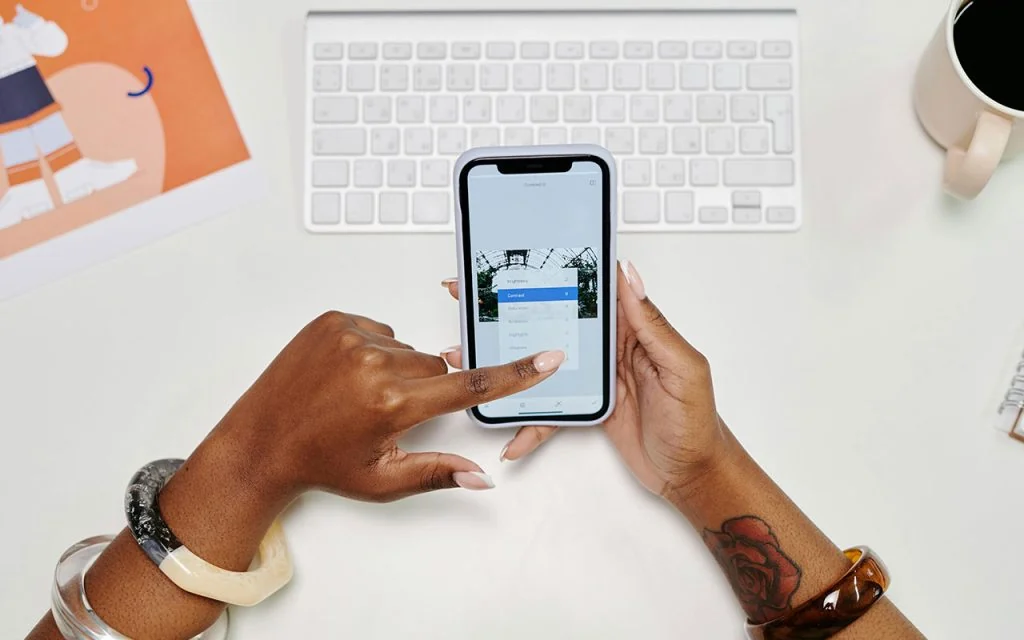 Ilustração do artigo: Design Responsivo: Seu Site Está Pronto para Celulares?